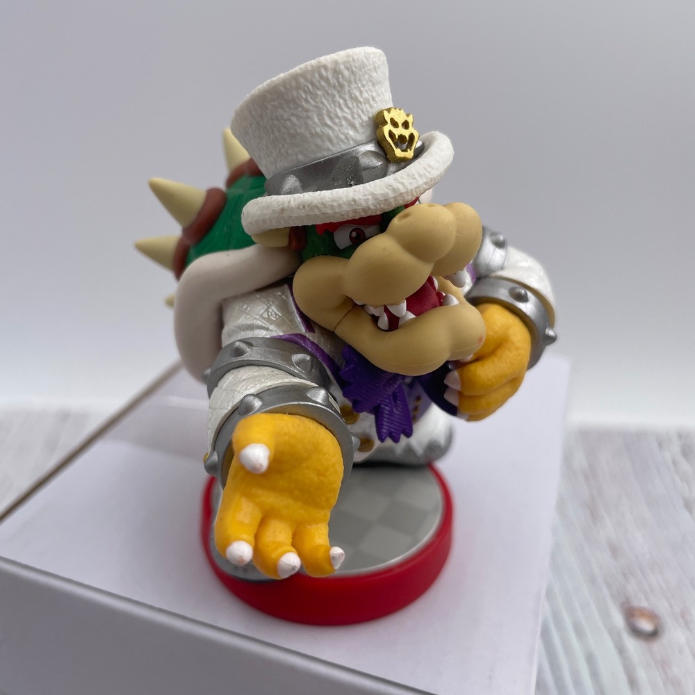 Nintendo amiibo Wedding‎ Bowser Super Mario Odyssey Series NVL-001 White Tuxedo